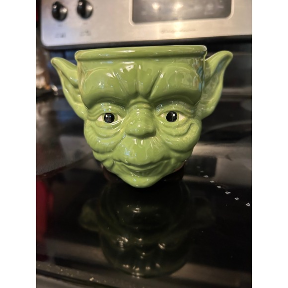 Galerie Other - Star Wars Yoda 3D Sculpted Ceramic Coffee Mug Galerie Green Jedi Master